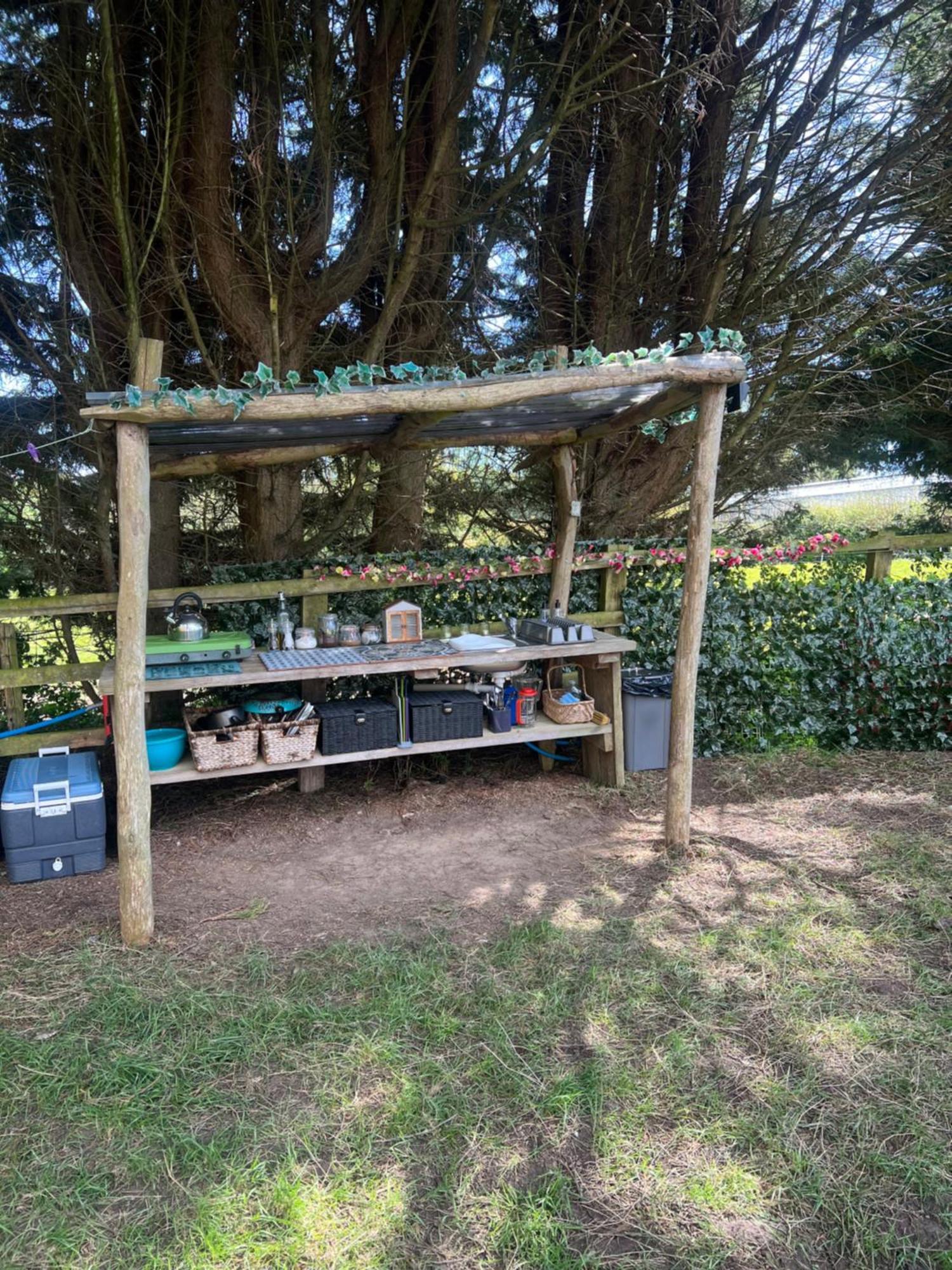 Swallows Oast Glamping Sedlescombe Exterior photo